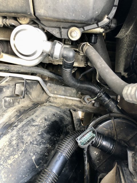 BMW Plug.jpg